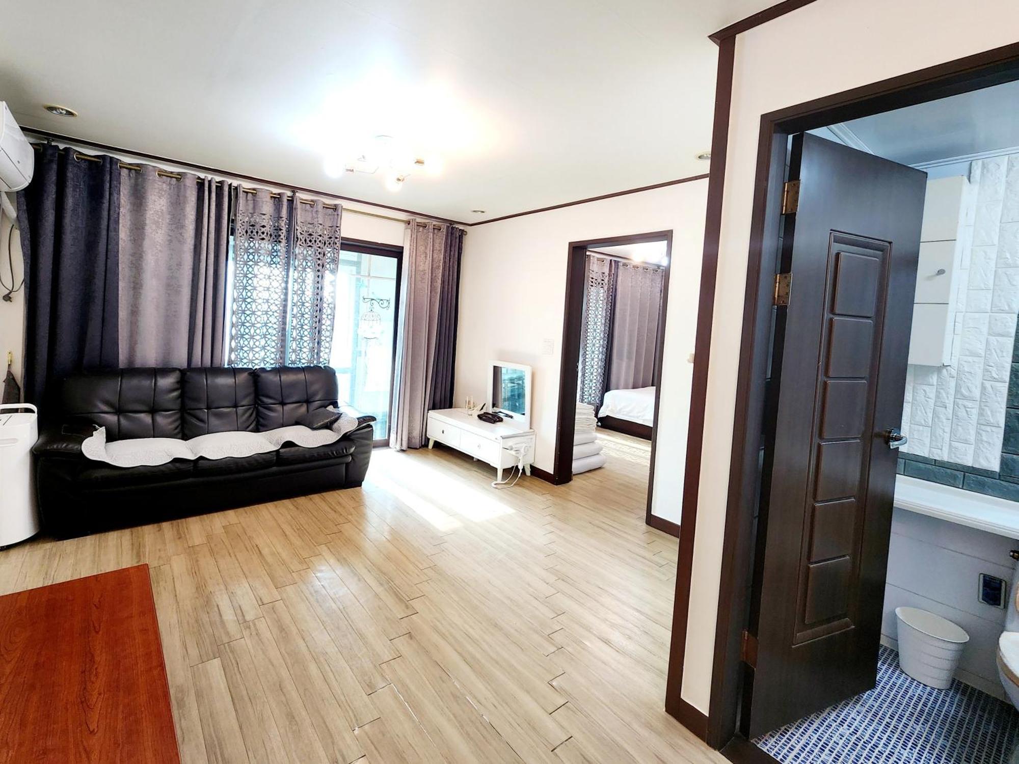 Pureun Jeju Pension Seogwipo Exterior foto