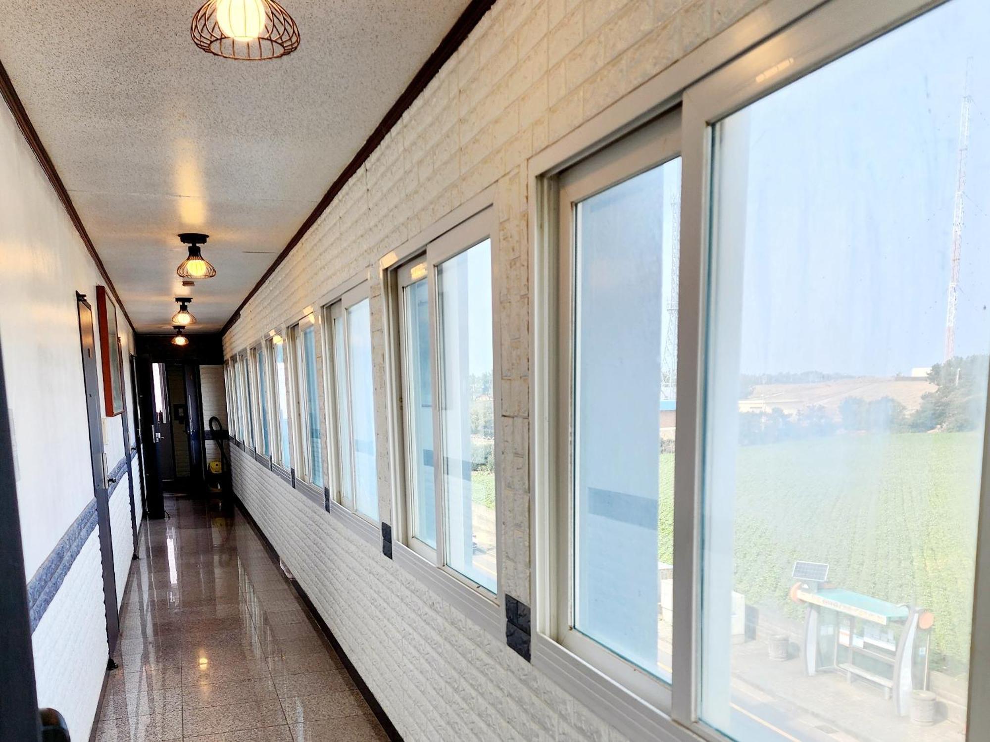 Pureun Jeju Pension Seogwipo Exterior foto